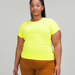Lululemon - Swiftly Tech Short Sleeve Shirt 2.0 - Electric Lemon - Size 16